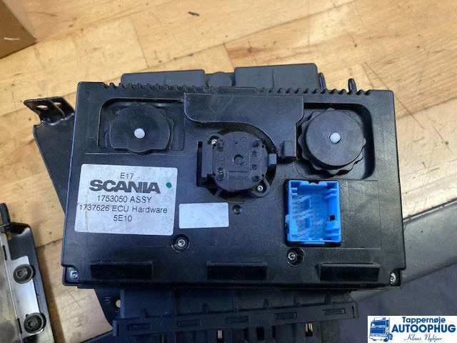 Scania ECU GMS P/N: 2148226 / 2559113 - ECU עבור משאית: תמונה 2 Scania ECU GMS P/N: 2148226 / 2559113 - ECU עבור משאית: תמונה 2