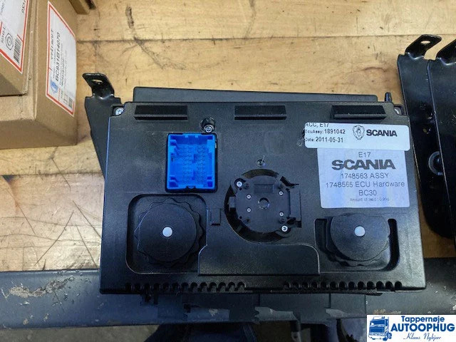 Scania ECU GMS P/N: 2148226 / 2559113 - ECU עבור משאית: תמונה 4 Scania ECU GMS P/N: 2148226 / 2559113 - ECU עבור משאית: תמונה 4
