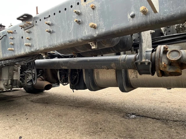 Scania S590 6X2 - משאית עם שלדת תא: תמונה 5 Scania S590 6X2 - משאית עם שלדת תא: תמונה 5