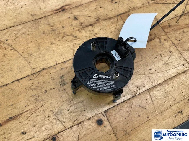 Scania clock spring – Scania 1856660 - מערכת חשמל עבור משאית: תמונה 1 Scania clock spring – Scania 1856660 - מערכת חשמל עבור משאית: תמונה 1