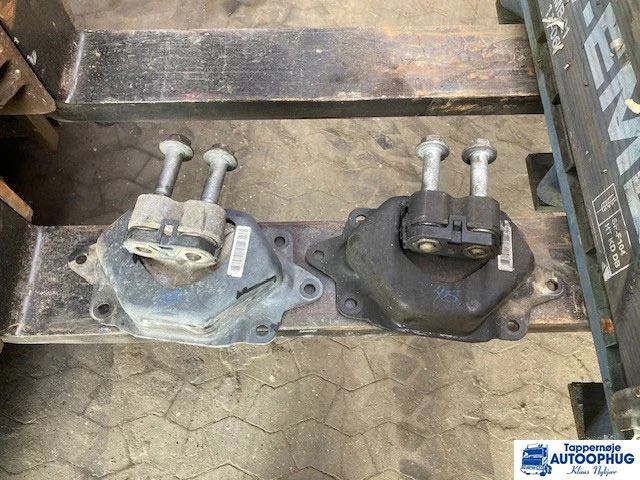 Volvo 21416526 – Engine mounting - מנוע וחלקים עבור משאית: תמונה 1 Volvo 21416526 – Engine mounting - מנוע וחלקים עבור משאית: תמונה 1