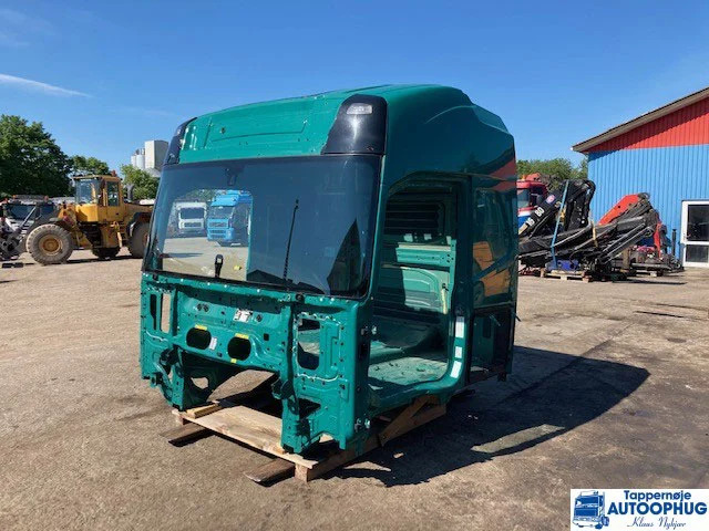 Volvo FH4 førerhus / cabine / CAP HI 215 - גוף וחלק חיצוני עבור משאית: תמונה 2 Volvo FH4 førerhus / cabine / CAP HI 215 - גוף וחלק חיצוני עבור משאית: תמונה 2