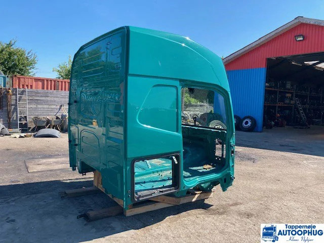 Volvo FH4 førerhus / cabine / CAP HI 215 - גוף וחלק חיצוני עבור משאית: תמונה 4 Volvo FH4 førerhus / cabine / CAP HI 215 - גוף וחלק חיצוני עבור משאית: תמונה 4