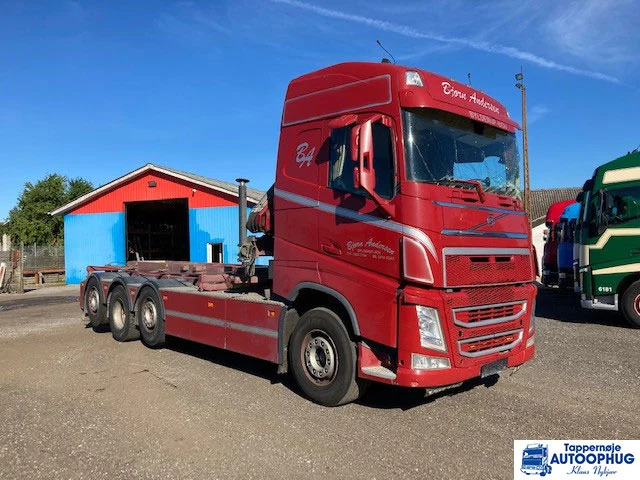 Volvo FH500 8X2 HIAB 077 - מוביל מכולות/ משאית החלפת גוף, משאית מנוף: תמונה 2 Volvo FH500 8X2 HIAB 077 - מוביל מכולות/ משאית החלפת גוף, משאית מנוף: תמונה 2