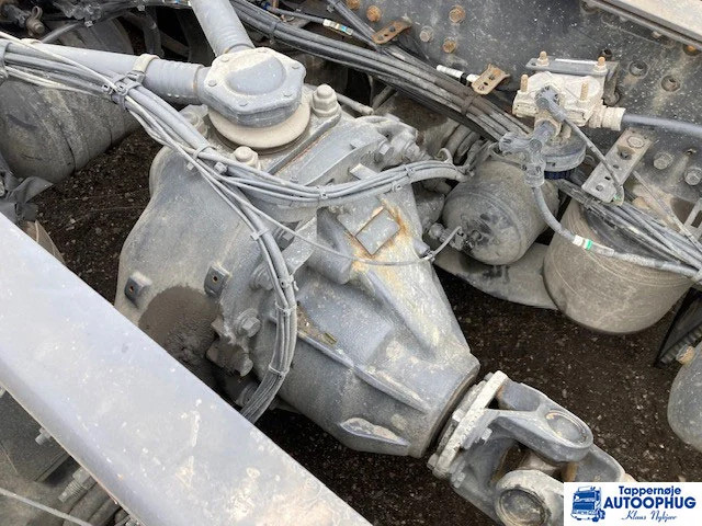 Volvo FH500 TC 8X2 - משאית עם שלדת תא: תמונה 5 Volvo FH500 TC 8X2 - משאית עם שלדת תא: תמונה 5