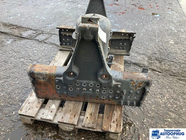 Volvo Suspension bracket – Volvo 21242877 - מתלה עבור משאית: תמונה 2 Volvo Suspension bracket – Volvo 21242877 - מתלה עבור משאית: תמונה 2