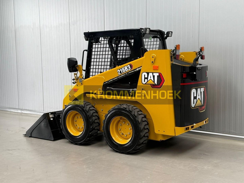 Caterpillar 216 B3 - מעמיס היגוי החלקה: תמונה 3 Caterpillar 216 B3 - מעמיס היגוי החלקה: תמונה 3