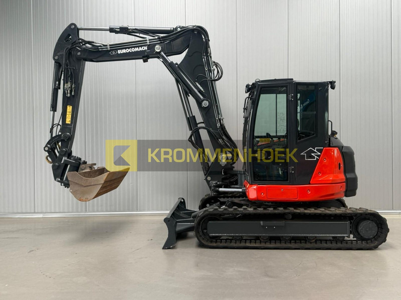 Eurocomach ES 100 TR Powertilt - מיני מחפר: תמונה 1 Eurocomach ES 100 TR Powertilt - מיני מחפר: תמונה 1