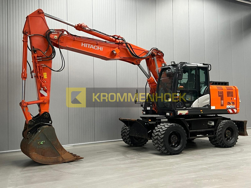 Hitachi ZX 190 W-6 - מחפר גלגלים: תמונה 2 Hitachi ZX 190 W-6 - מחפר גלגלים: תמונה 2