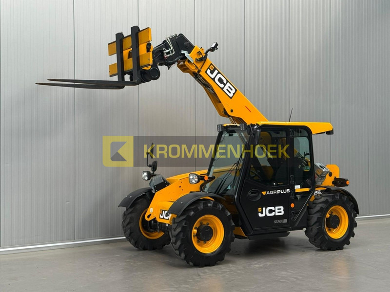 JCB 525-60 Agri plus - מפעיל טלסקופי: תמונה 2 JCB 525-60 Agri plus - מפעיל טלסקופי: תמונה 2