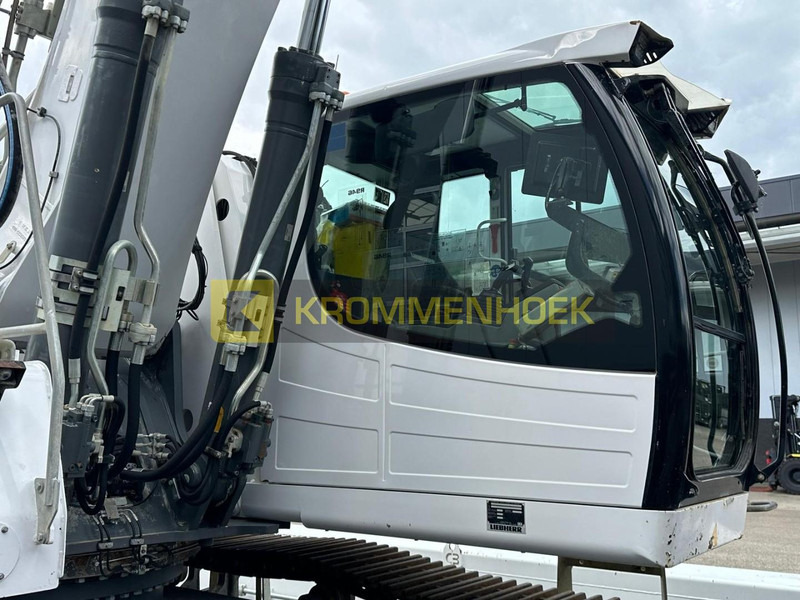 מחפר Liebherr R 946 LC Cosben 27 Meter Telescooparm: תמונה 17