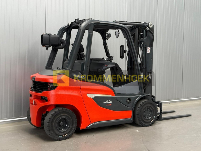 Linde H 25 D - מלגזת סולר: תמונה 4 Linde H 25 D - מלגזת סולר: תמונה 4