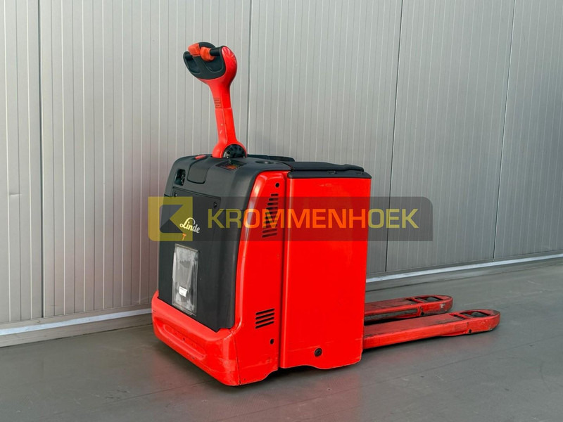 Linde T 30 - משאית משטחים: תמונה 4 Linde T 30 - משאית משטחים: תמונה 4