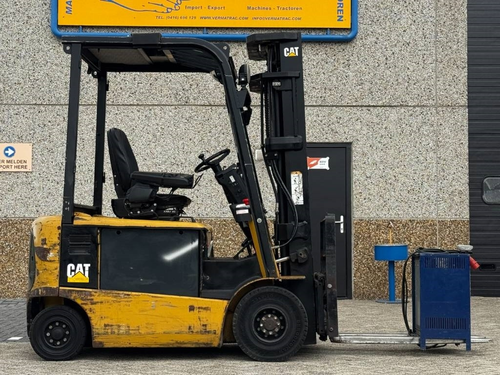 מלגזה חשמלית CAT EP25K, forklift, 2009!!: תמונה 6 מלגזה חשמלית CAT EP25K, forklift, 2009!!: תמונה 6