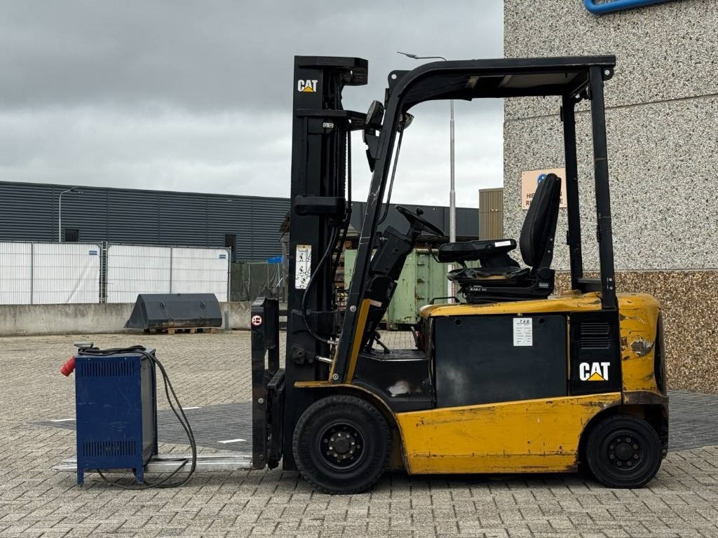 CAT EP25K, forklift, 2009!! - מלגזה חשמלית: תמונה 2 CAT EP25K, forklift, 2009!! - מלגזה חשמלית: תמונה 2