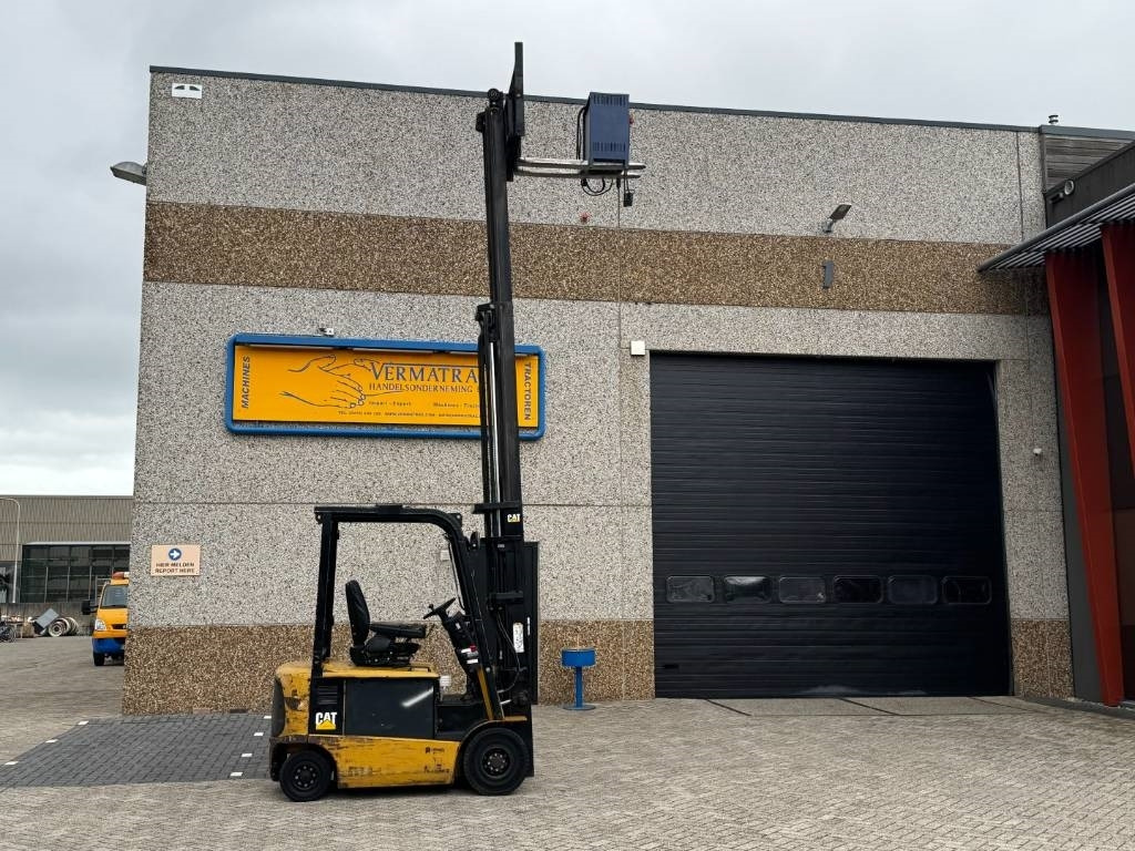 מלגזה חשמלית CAT EP25K, forklift, 2009!!: תמונה 15 מלגזה חשמלית CAT EP25K, forklift, 2009!!: תמונה 15