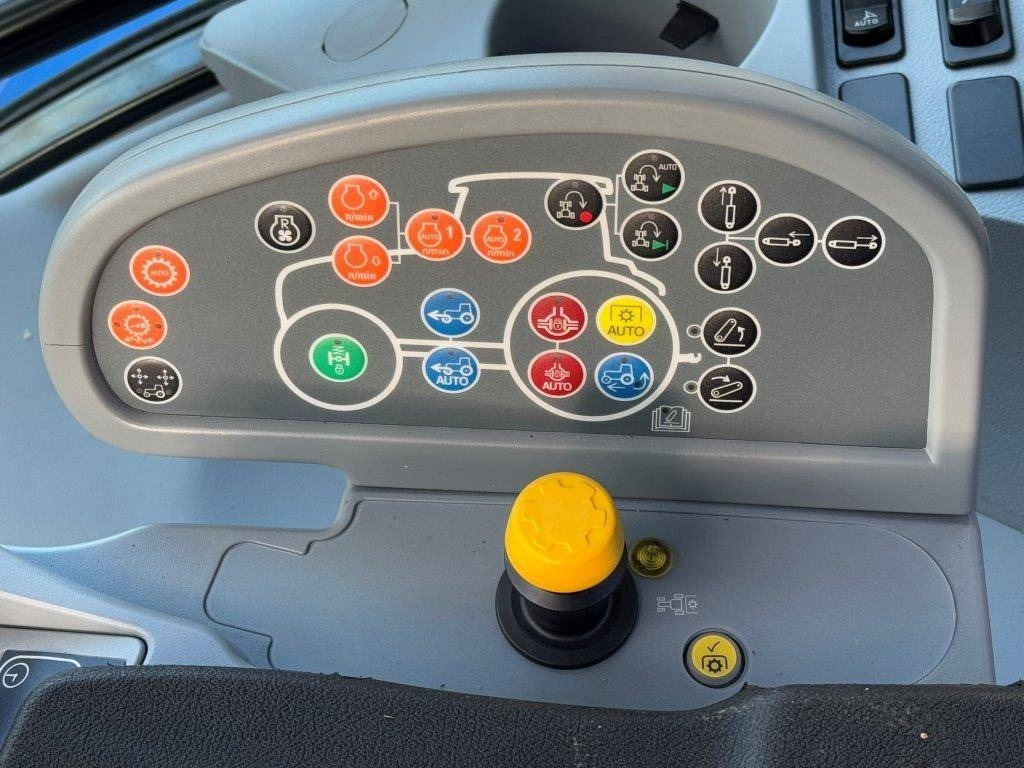 טרקטור חקלאי New Holland T6.180 Dynamic Command,: תמונה 29