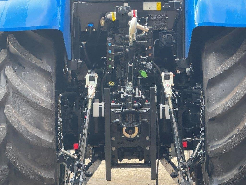 טרקטור חקלאי New Holland T6.180 Dynamic Command,: תמונה 14