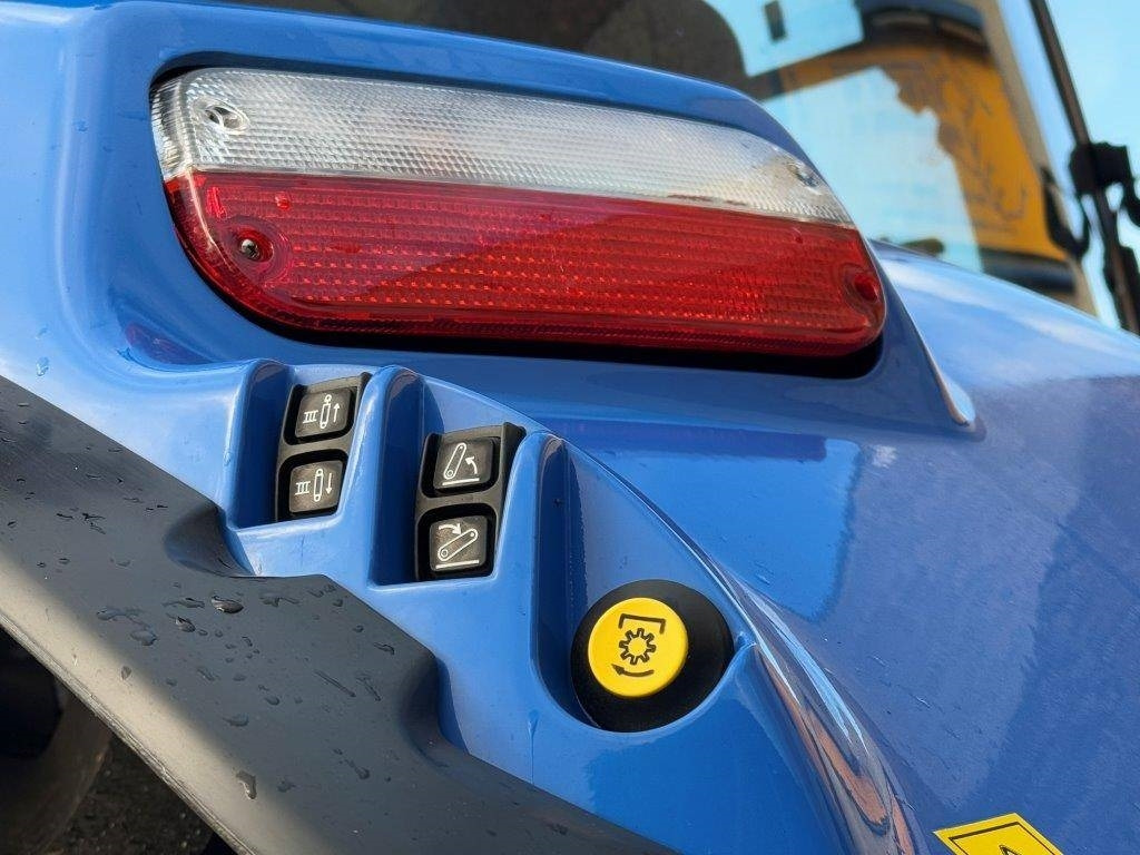טרקטור חקלאי New Holland T6.180 Dynamic Command,: תמונה 19
