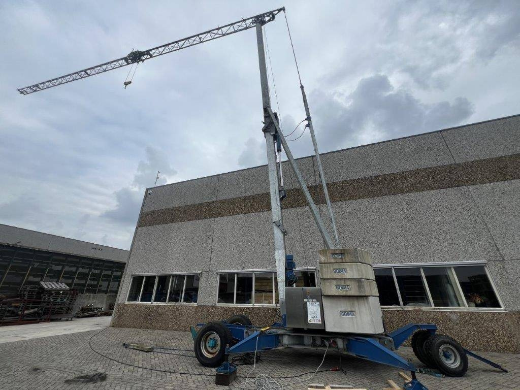 Soima Construction crane SOIMA SGH 19x28 - 28 mete - עגורן מגדל: תמונה 1 Soima Construction crane SOIMA SGH 19x28 - 28 mete - עגורן מגדל: תמונה 1