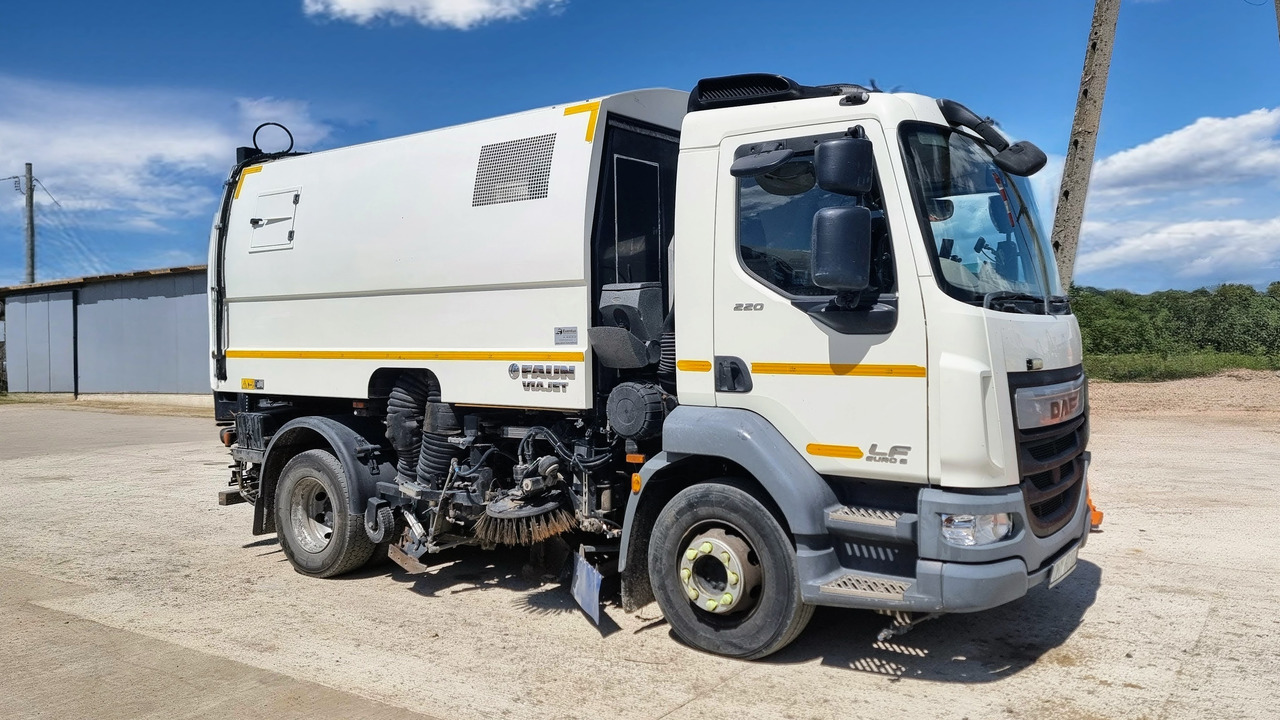 DAF LF220 - מטאטא כבישים: תמונה 2 DAF LF220 - מטאטא כבישים: תמונה 2