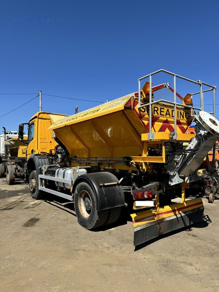Mercedes-Benz 1824 - כלי רכב עירוני/ מיוחד, משאית: תמונה 4 Mercedes-Benz 1824 - כלי רכב עירוני/ מיוחד, משאית: תמונה 4