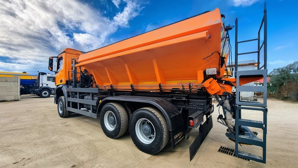 Mercedes-Benz AROCS 3333 6x6 - משאית: תמונה 4 Mercedes-Benz AROCS 3333 6x6 - משאית: תמונה 4