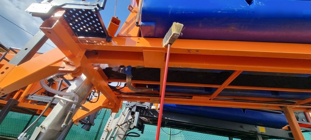 Schmidt odnowiona 2021 - מפזר חול/ מלח עבור כלי רכב עירוני/ מיוחד: תמונה 5 Schmidt odnowiona 2021 - מפזר חול/ מלח עבור כלי רכב עירוני/ מיוחד: תמונה 5