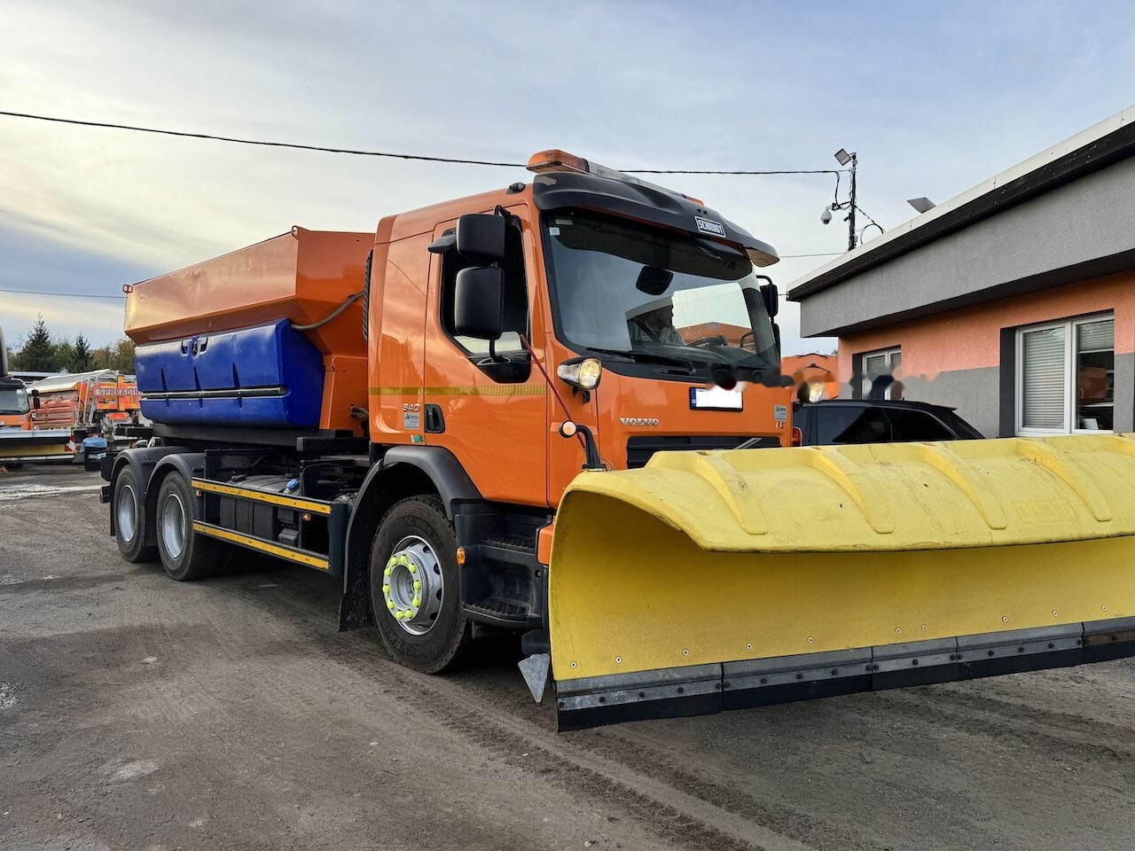 Volvo FE340 - מפלסת שלג: תמונה 3 Volvo FE340 - מפלסת שלג: תמונה 3
