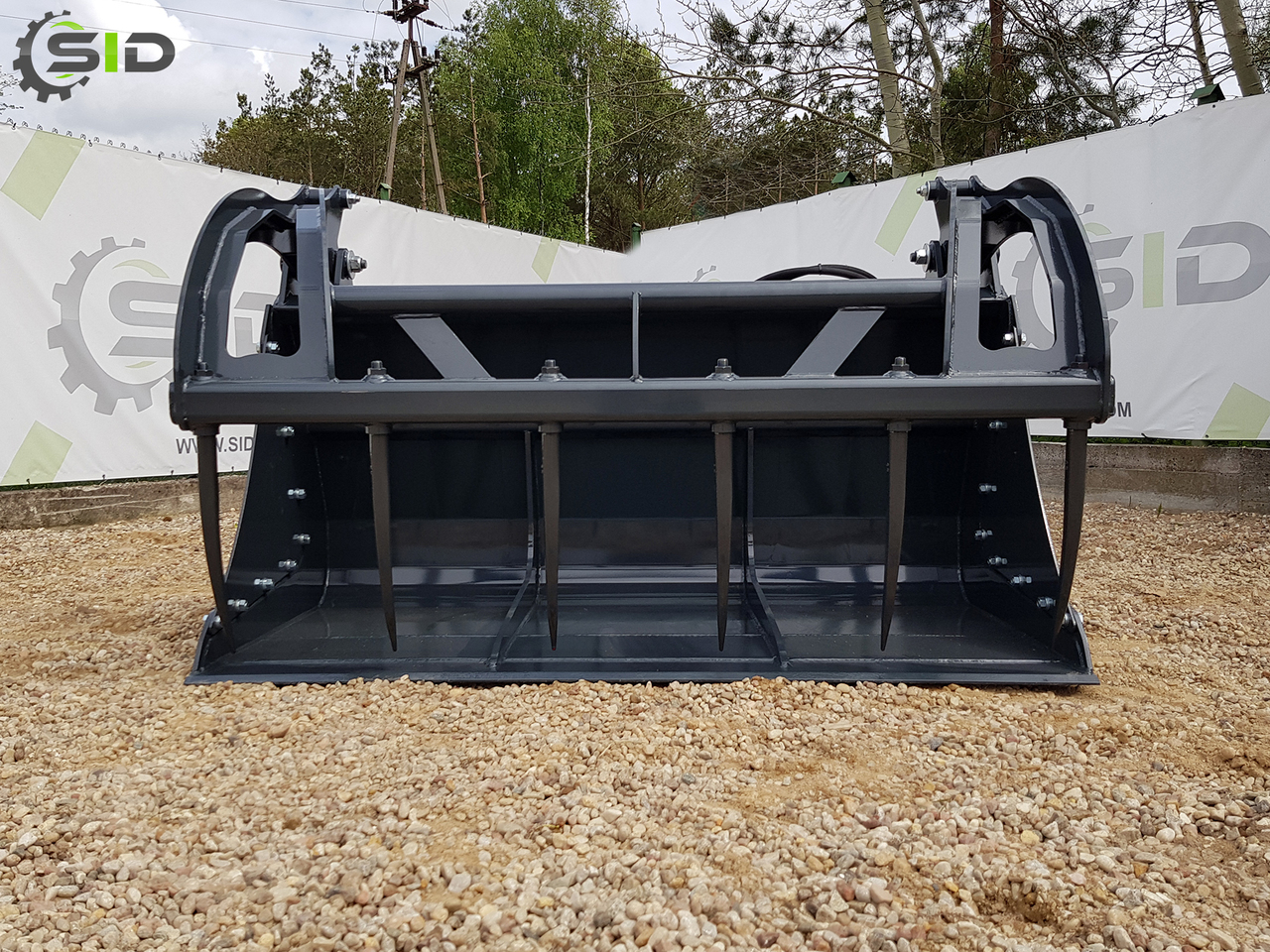 SID KROKODILSCHAUFEL GESCHMIEDETE ZINKEN XXL / Godet Crocodile BMS XXL / Crocodile grab bucket forged tines XXL 1,8 m SID - ציוד צמחי: תמונה 2 SID KROKODILSCHAUFEL GESCHMIEDETE ZINKEN XXL / Godet Crocodile BMS XXL / Crocodile grab bucket forged tines XXL 1,8 m SID - ציוד צמחי: תמונה 2