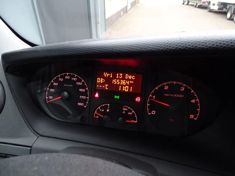 Iveco Daily 35.210 PK BE TREKKER 10400 kg AIRCO CC - יחידת טרקטור: תמונה 4 Iveco Daily 35.210 PK BE TREKKER 10400 kg AIRCO CC - יחידת טרקטור: תמונה 4