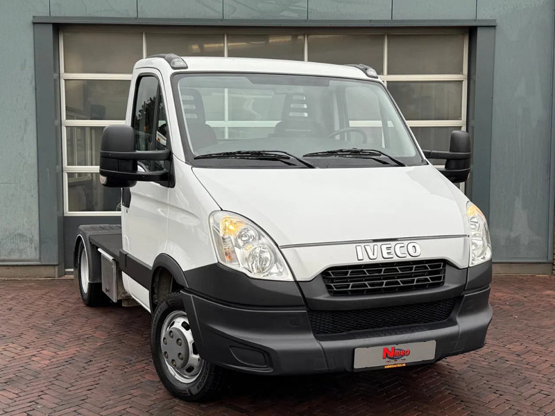 Iveco Daily 40C21 3.0 210 PK N1 Be trekker Luchtvering 8750KG Totaal gewicht - יחידת טרקטור: תמונה 1 Iveco Daily 40C21 3.0 210 PK N1 Be trekker Luchtvering 8750KG Totaal gewicht - יחידת טרקטור: תמונה 1