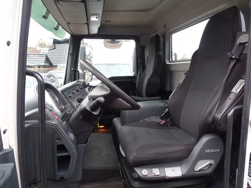 MAN TGL 8.180 TIJHOF AIRCO LIER SPER DIFF - משאית הובלה אוטומטית: תמונה 4 MAN TGL 8.180 TIJHOF AIRCO LIER SPER DIFF - משאית הובלה אוטומטית: תמונה 4