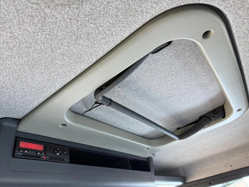 משאית צד נופל/ שטוחה MAN TGM 18.290 Open Laadbak Kooiaap Aansluiting 11 Ton laadvermogen: תמונה 15 משאית צד נופל/ שטוחה MAN TGM 18.290 Open Laadbak Kooiaap Aansluiting 11 Ton laadvermogen: תמונה 15