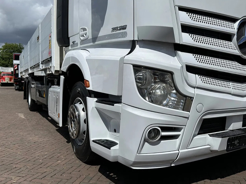 Mercedes-Benz Actros 2636 BDF OPEN LAADBAK CAMERA 380DKM - משאית צד נופל/ שטוחה: תמונה 5 Mercedes-Benz Actros 2636 BDF OPEN LAADBAK CAMERA 380DKM - משאית צד נופל/ שטוחה: תמונה 5