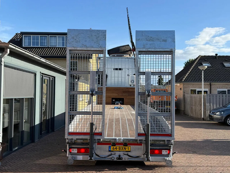 Renault T530 HIGH SHOWTRUCK Unused MULTI Transporter Full Option! - משאית הובלה אוטומטית: תמונה 4 Renault T530 HIGH SHOWTRUCK Unused MULTI Transporter Full Option! - משאית הובלה אוטומטית: תמונה 4