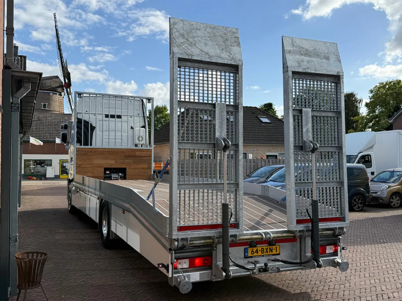 Renault T530 HIGH SHOWTRUCK Unused MULTI Transporter Full Option! - משאית הובלה אוטומטית: תמונה 5 Renault T530 HIGH SHOWTRUCK Unused MULTI Transporter Full Option! - משאית הובלה אוטומטית: תמונה 5