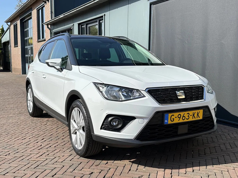 SEAT Arona 1.0 TSI Style Business Intense Carplay Dealeronderhouden Cruise Clima Navi Camera - האצ'בק: תמונה 1 SEAT Arona 1.0 TSI Style Business Intense Carplay Dealeronderhouden Cruise Clima Navi Camera - האצ'בק: תמונה 1