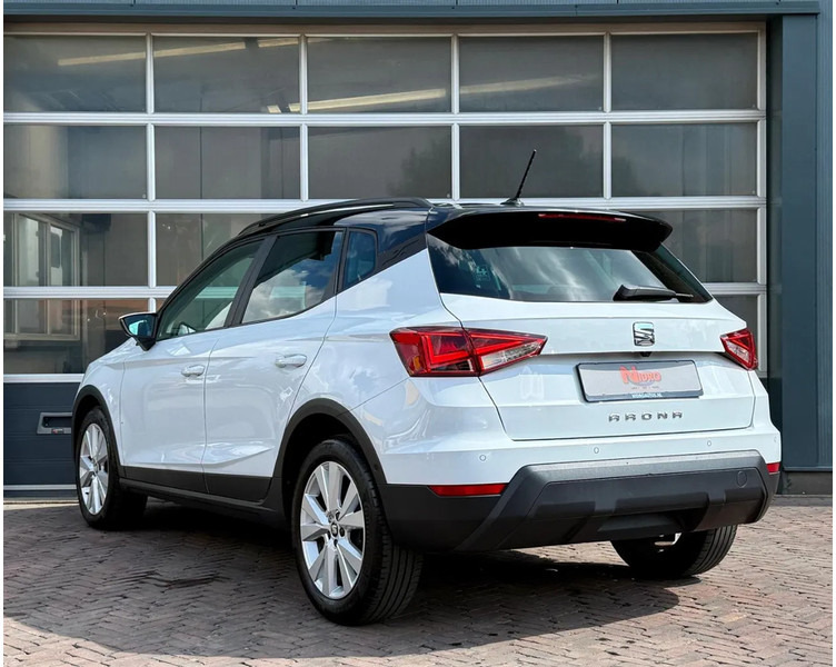 SEAT Arona 1.0 TSI Style Business Intense Carplay Dealeronderhouden Cruise Clima Navi Camera - SUV: תמונה 4 SEAT Arona 1.0 TSI Style Business Intense Carplay Dealeronderhouden Cruise Clima Navi Camera - SUV: תמונה 4
