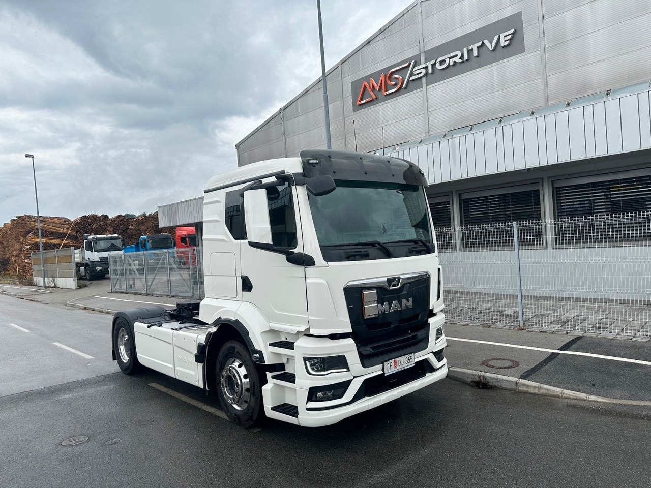 MAN TGS 18.440 4X2 BLS Kipphydraulik Klima LED - יחידת טרקטור: תמונה 1 MAN TGS 18.440 4X2 BLS Kipphydraulik Klima LED - יחידת טרקטור: תמונה 1