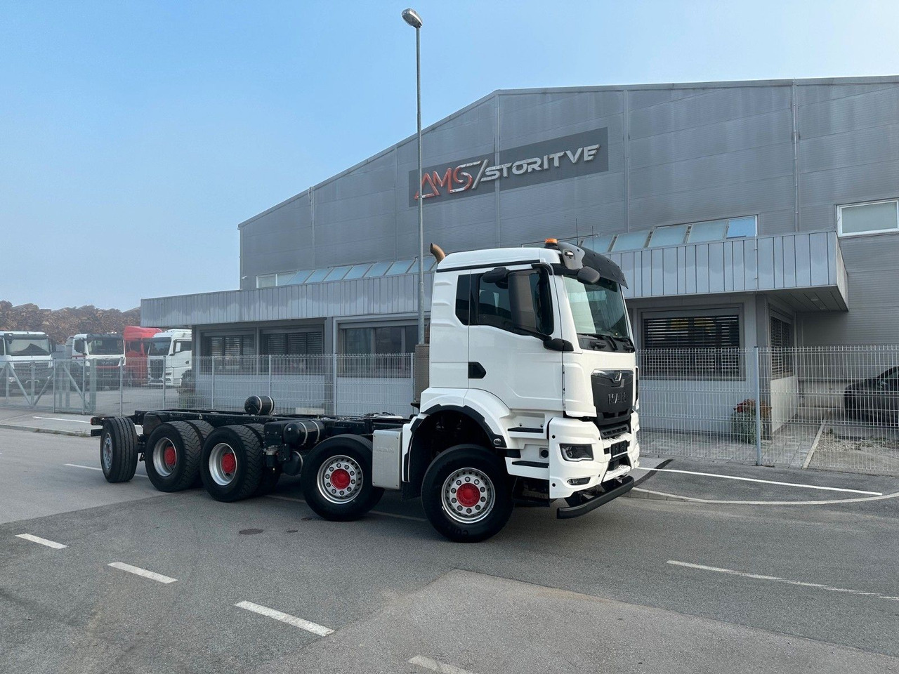 MAN TGS 50.510 10X4-6 BL CH - משאית עם שלדת תא: תמונה 1 MAN TGS 50.510 10X4-6 BL CH - משאית עם שלדת תא: תמונה 1