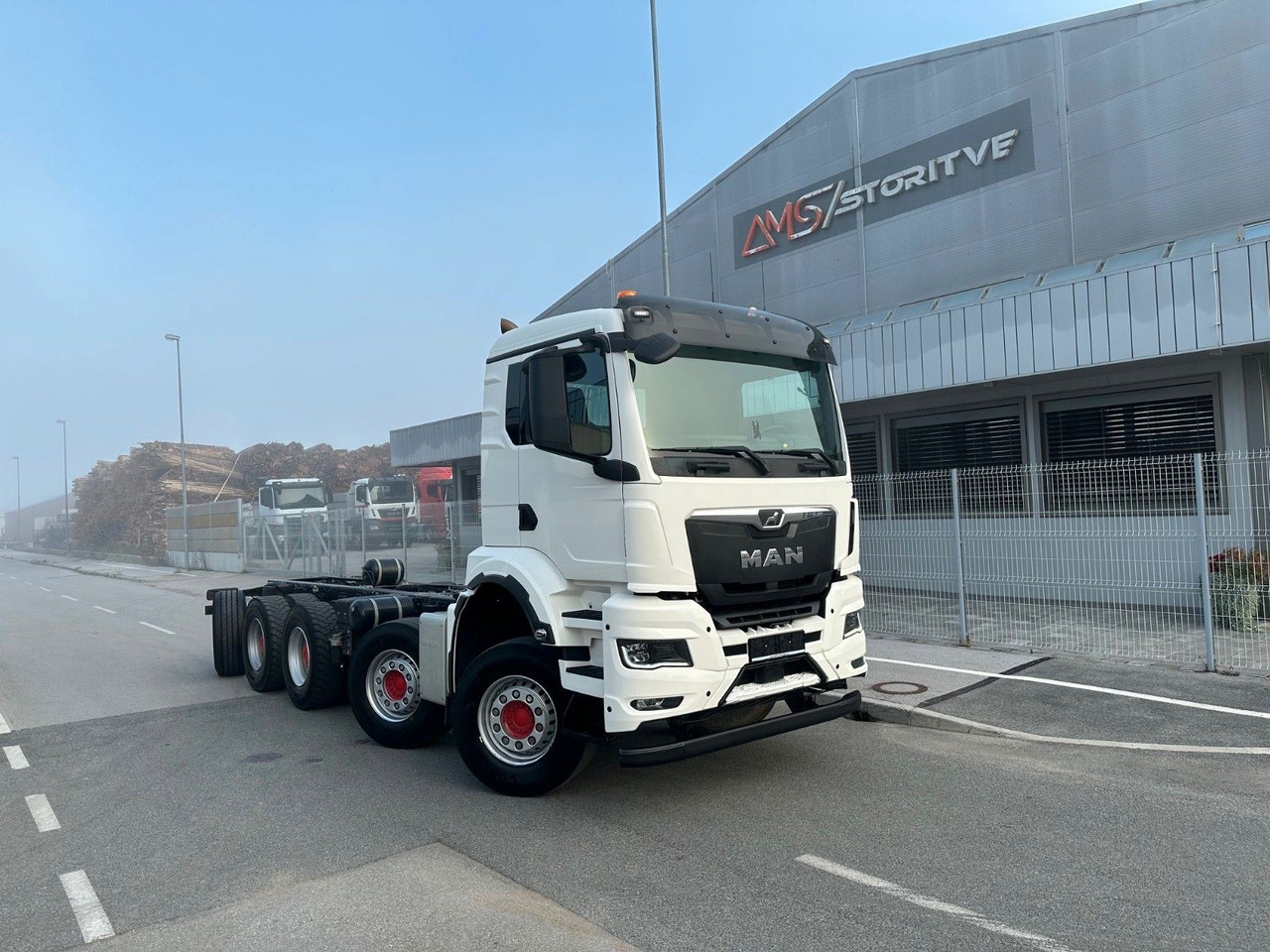 MAN TGS 50.510 10X4-6 BL CH - משאית עם שלדת תא: תמונה 2 MAN TGS 50.510 10X4-6 BL CH - משאית עם שלדת תא: תמונה 2