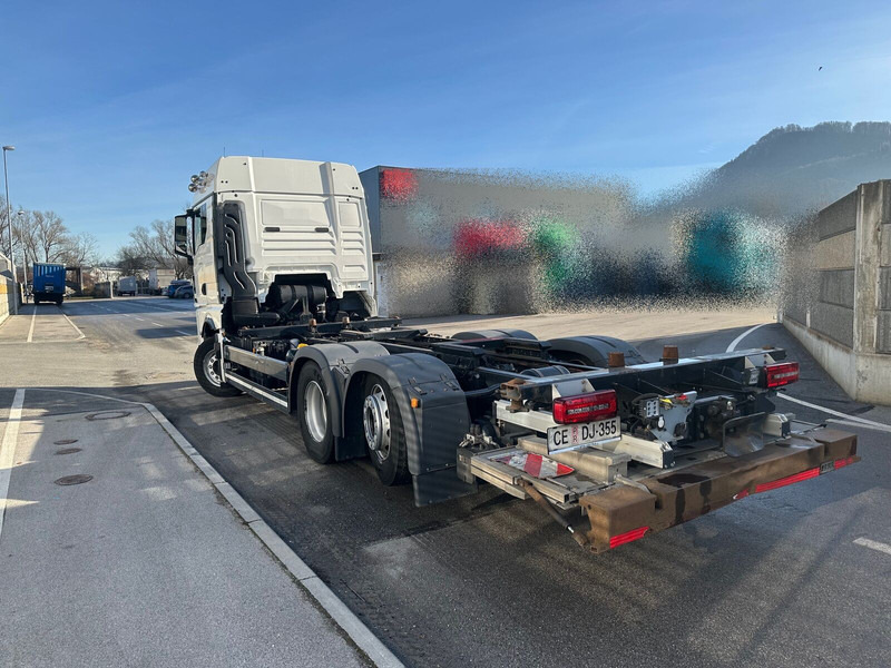 MAN TGX 26.520 LL klima Led - משאית עם שלדת תא: תמונה 3 MAN TGX 26.520 LL klima Led - משאית עם שלדת תא: תמונה 3