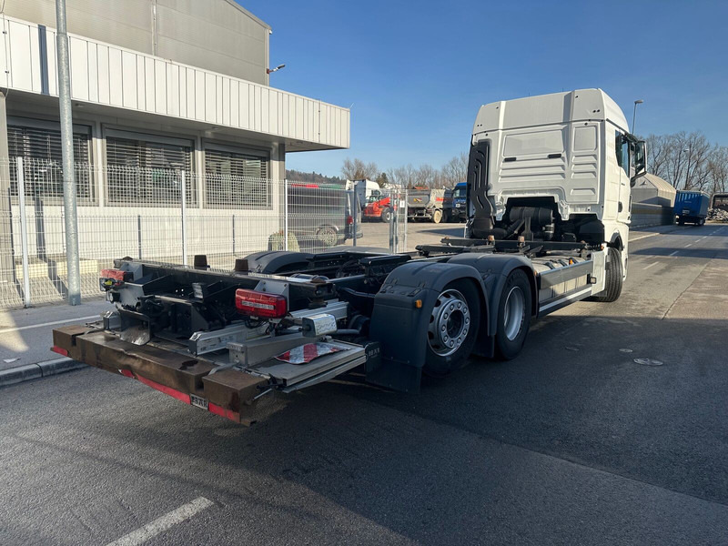 MAN TGX 26.520 LL klima Led - משאית עם שלדת תא: תמונה 4 MAN TGX 26.520 LL klima Led - משאית עם שלדת תא: תמונה 4