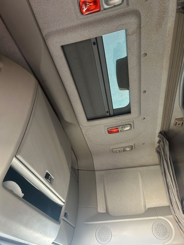 DAF XF 460 XF460 Super Space Cab - יחידת טרקטור: תמונה 5 DAF XF 460 XF460 Super Space Cab - יחידת טרקטור: תמונה 5