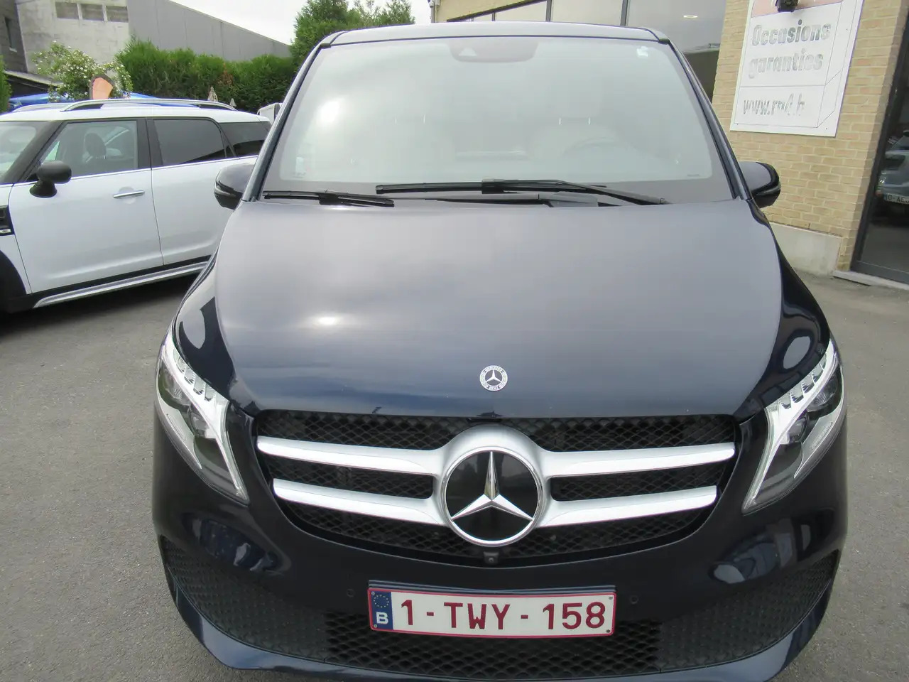Mercedes-Benz V 300 d 4-Matic MWB toit pano 45000€+tva/btw - כלי רכב מסחרי קומבי: תמונה 3 Mercedes-Benz V 300 d 4-Matic MWB toit pano 45000€+tva/btw - כלי רכב מסחרי קומבי: תמונה 3