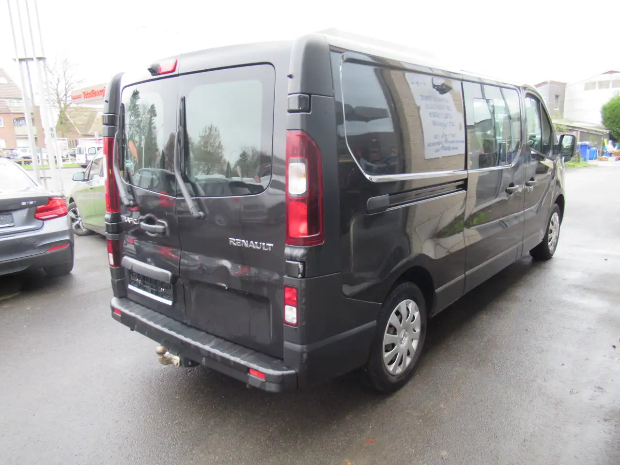 Renault Trafic DBLE CAB L2 AIRCO NAVI CRUISE 14800€+TVA - כלי רכב מסחרי קומבי: תמונה 2 Renault Trafic DBLE CAB L2 AIRCO NAVI CRUISE 14800€+TVA - כלי רכב מסחרי קומבי: תמונה 2