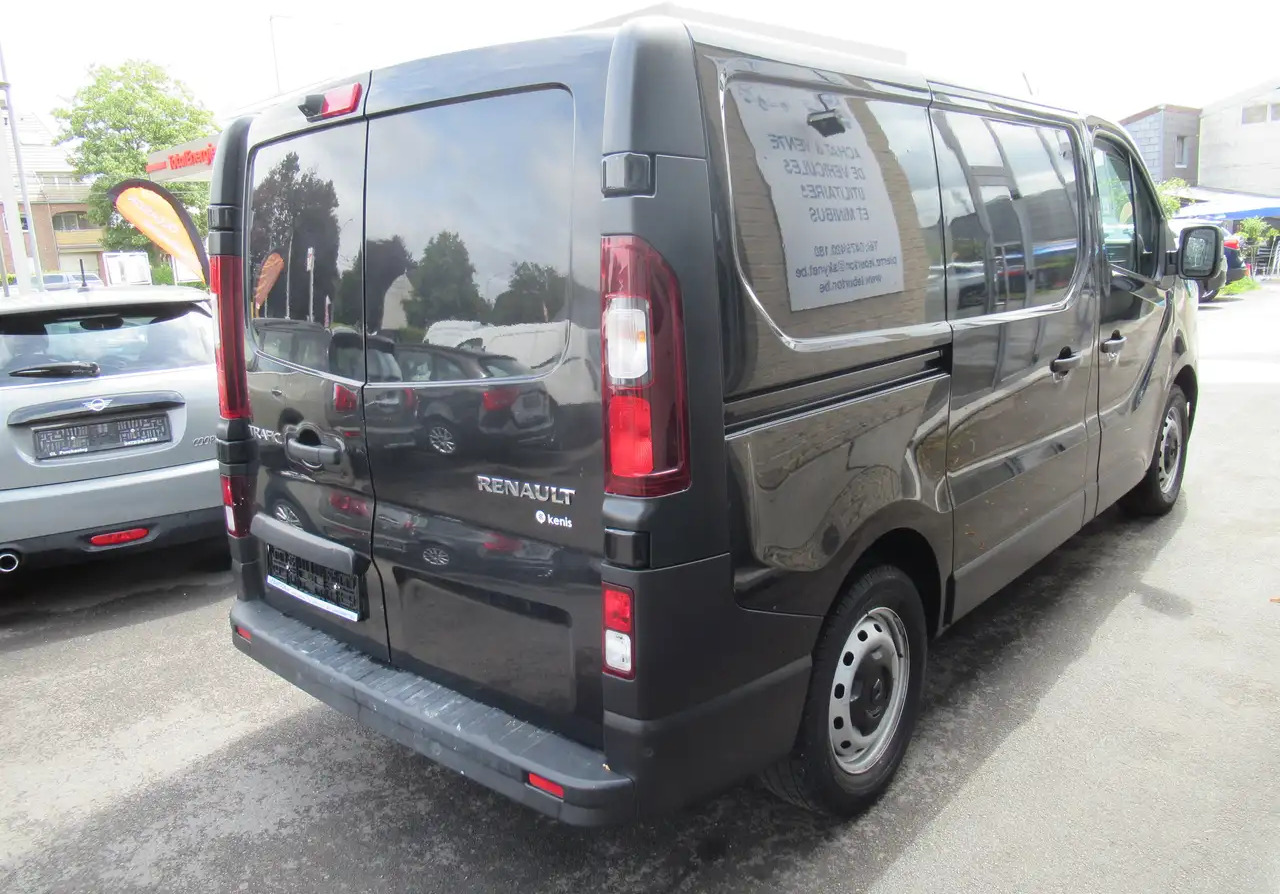 Renault Trafic L1H1 clim, navi cruise 14800€+tva/btw - כלי רכב מסחרי עם לוח: תמונה 2 Renault Trafic L1H1 clim, navi cruise 14800€+tva/btw - כלי רכב מסחרי עם לוח: תמונה 2