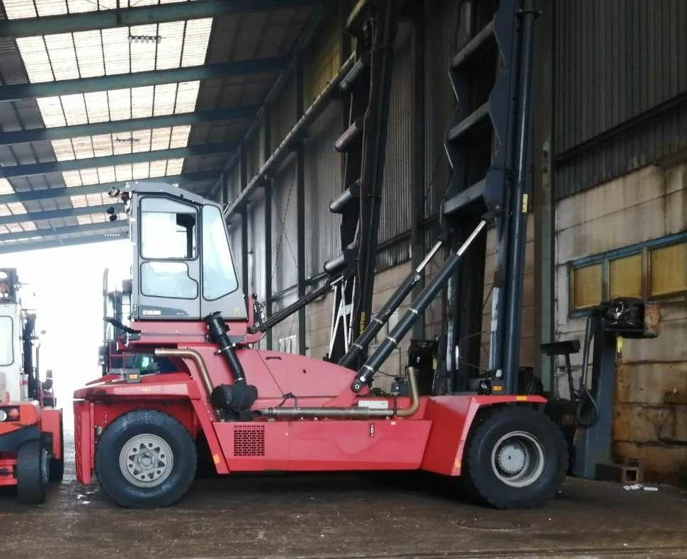 Kalmar DCF100-45E7 - מפעיל מכולות: תמונה 3 Kalmar DCF100-45E7 - מפעיל מכולות: תמונה 3