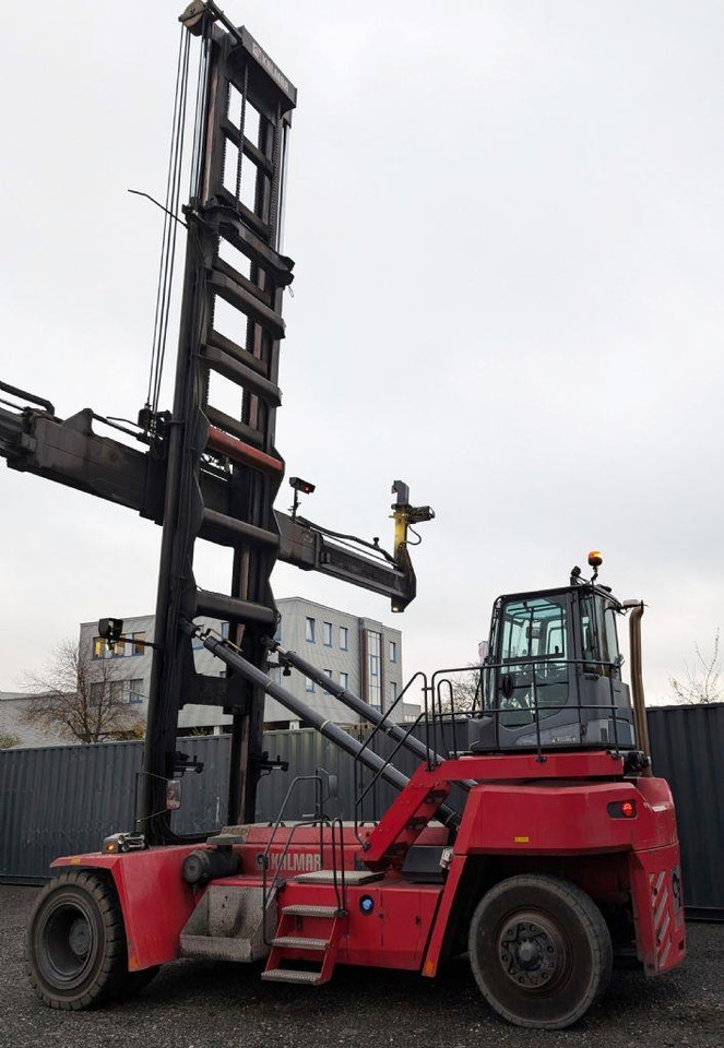 Kalmar DCG100-45ED7 - מפעיל מכולות: תמונה 3 Kalmar DCG100-45ED7 - מפעיל מכולות: תמונה 3